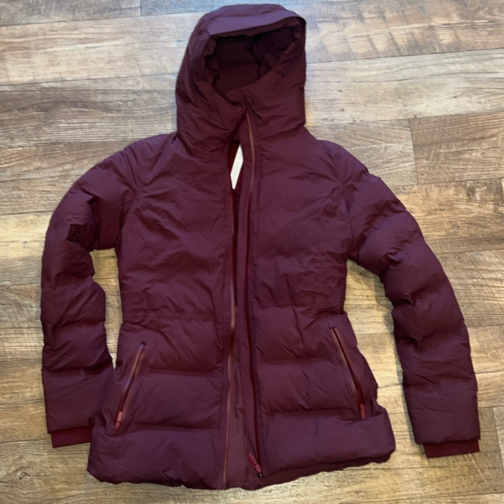 NWOT Lululemon Sleet to Street jacket